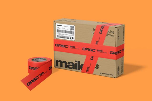 Mailing Box Mockup