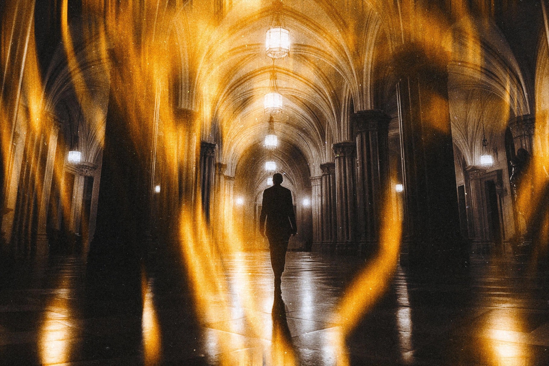 Aura Leak Photo Effect