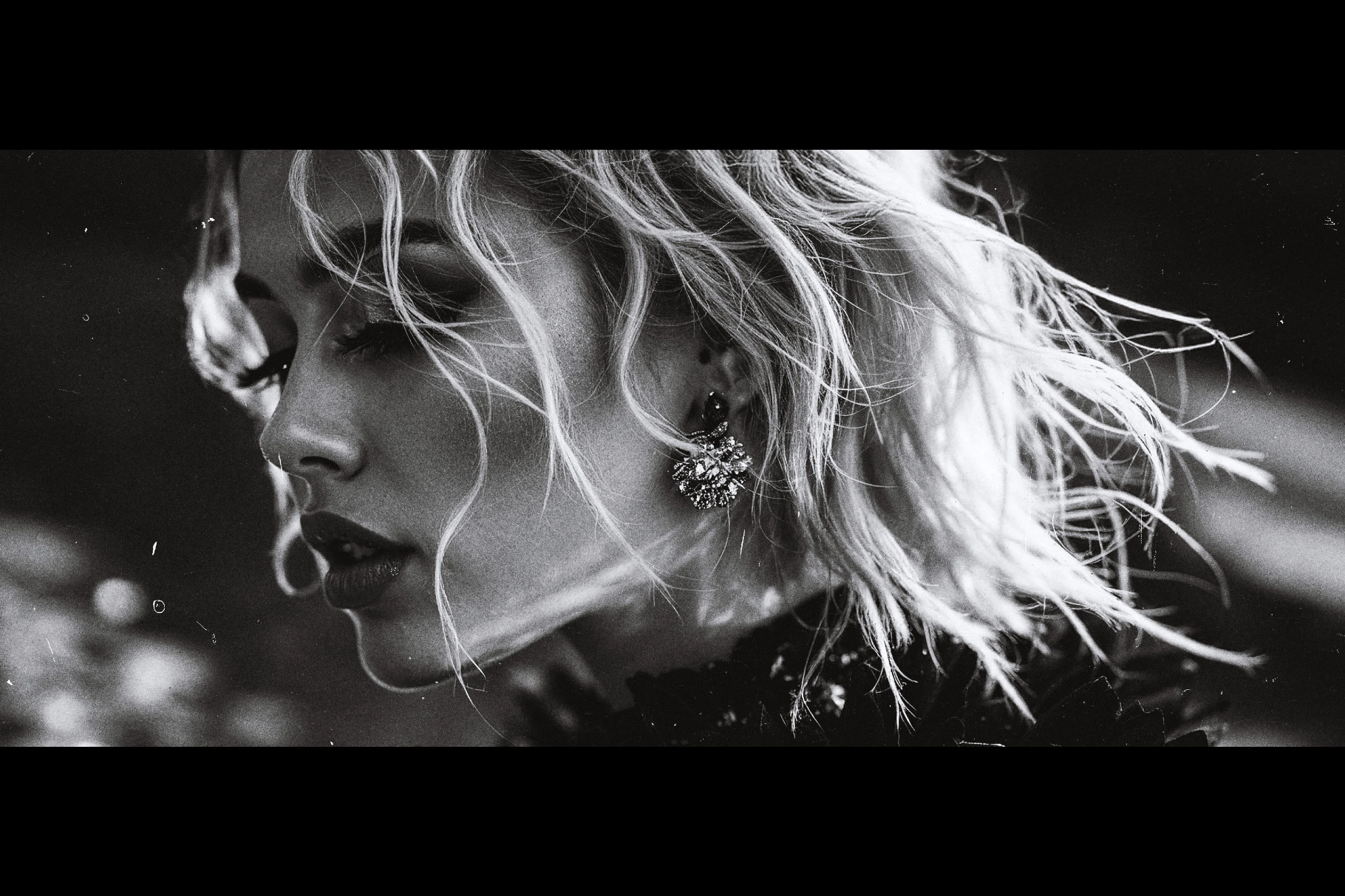 Cinematic Photo Effect