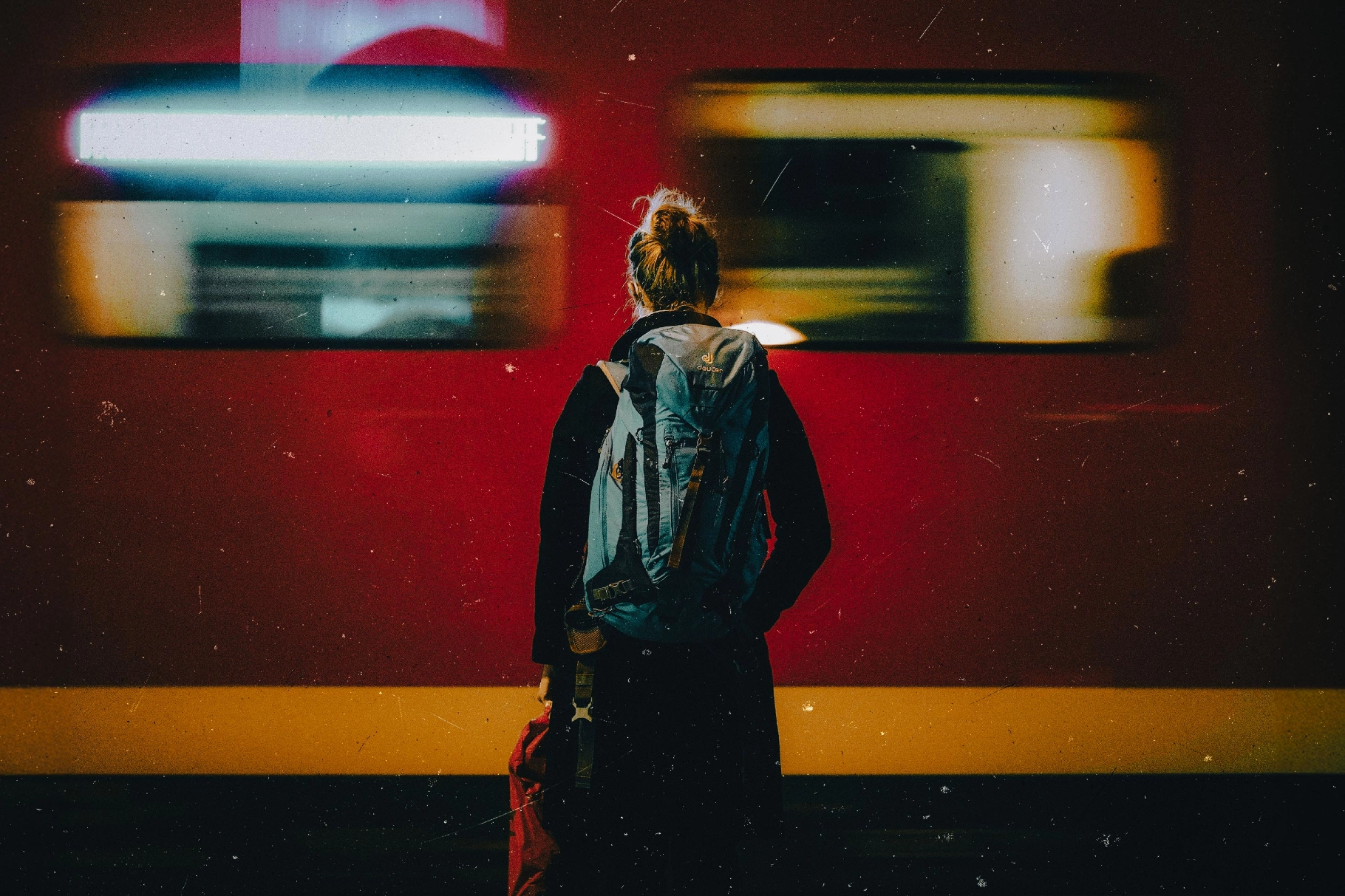 Dust & Scratches Texture Overlays