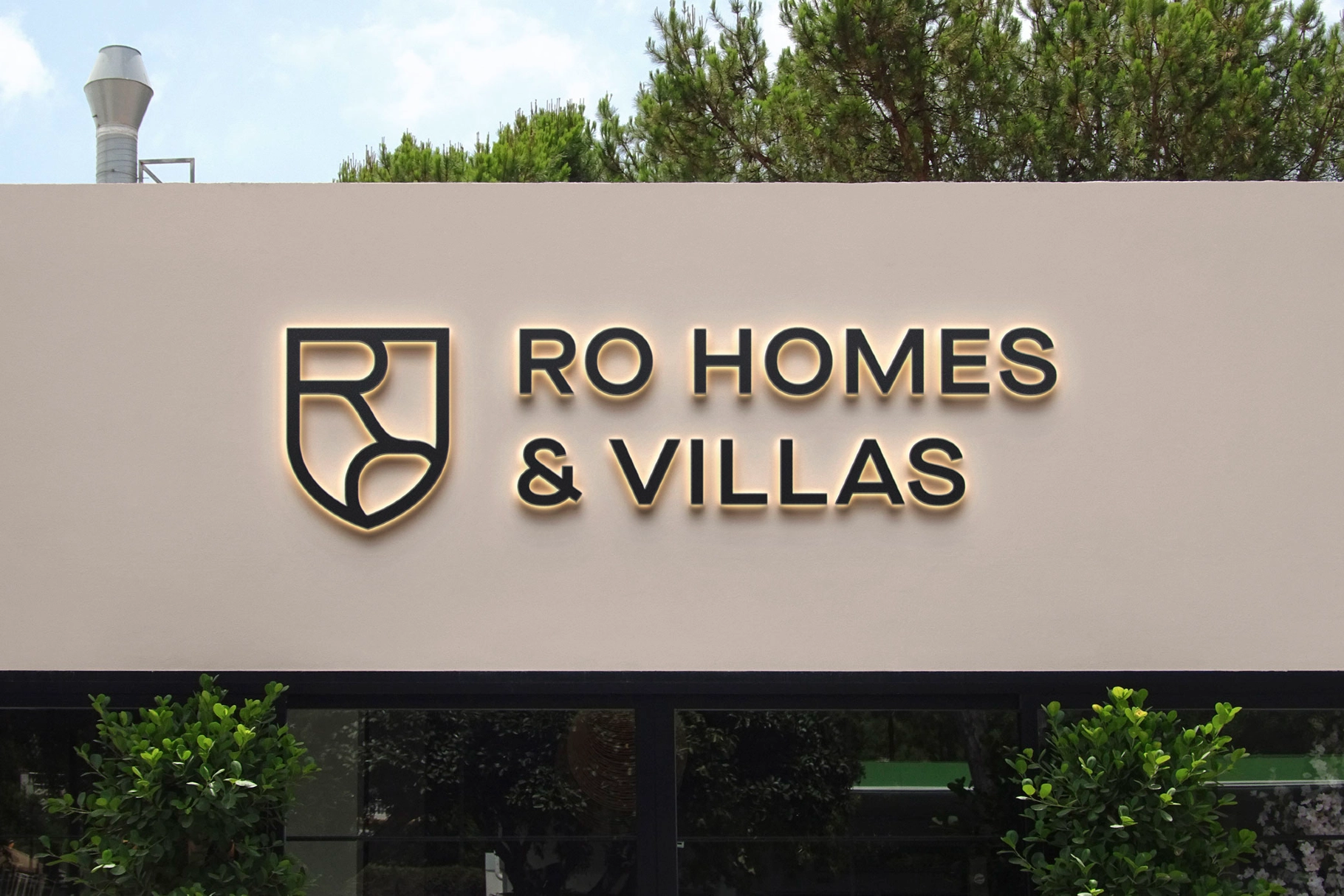 Restaurant Facade Sign Mockup