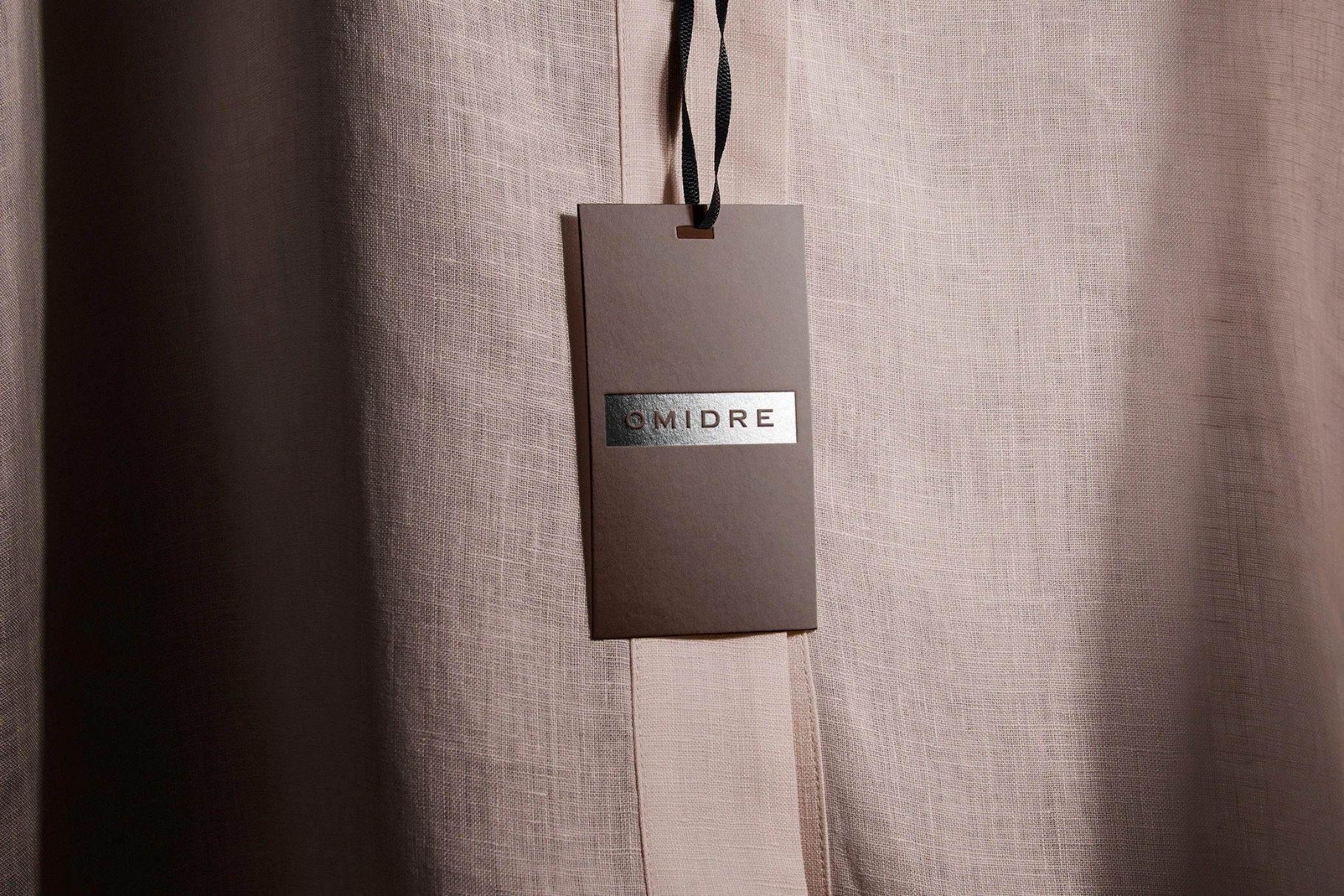 Ribbon-Loop Swing Tag Mockup