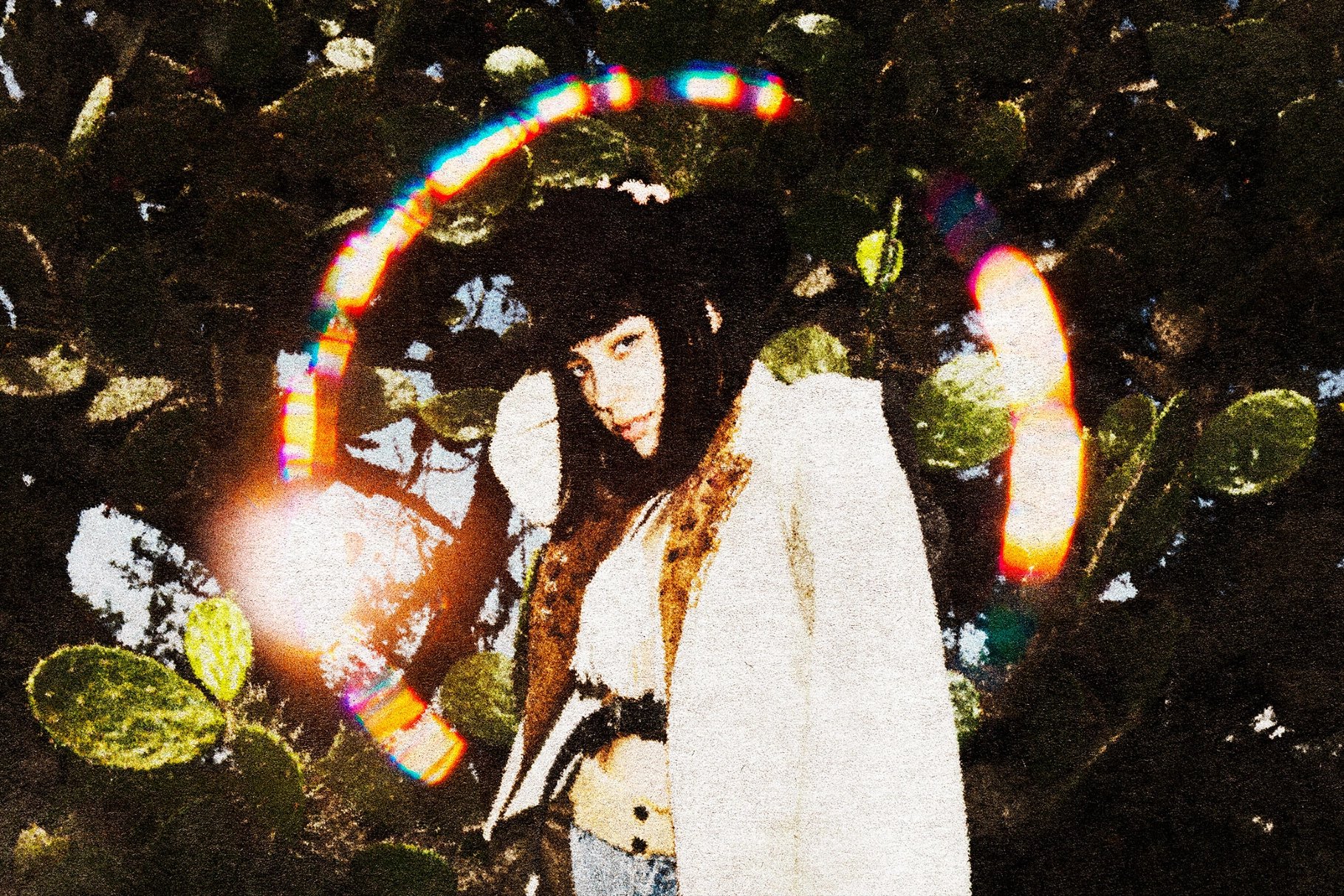 Retro Aura Leak Photo Effect