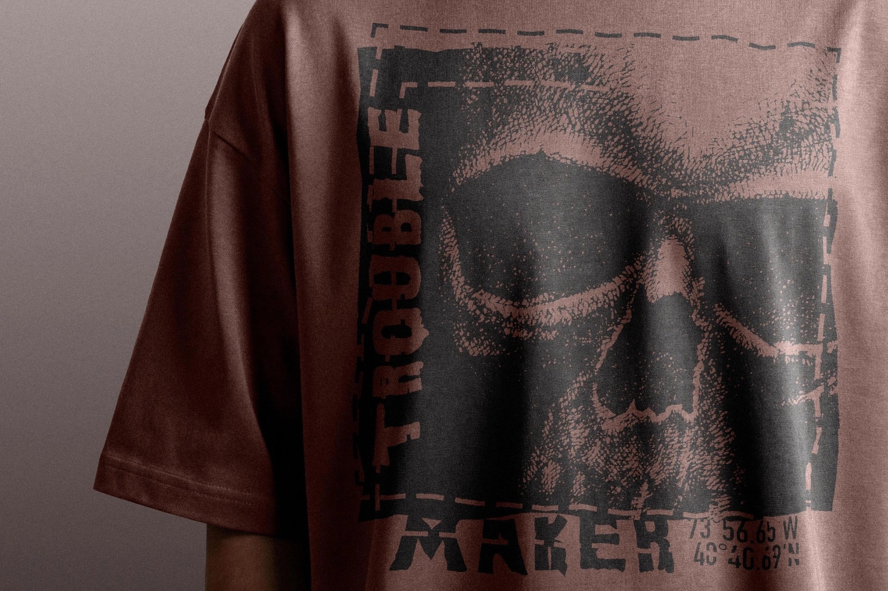 T-Shirt Print Mockup