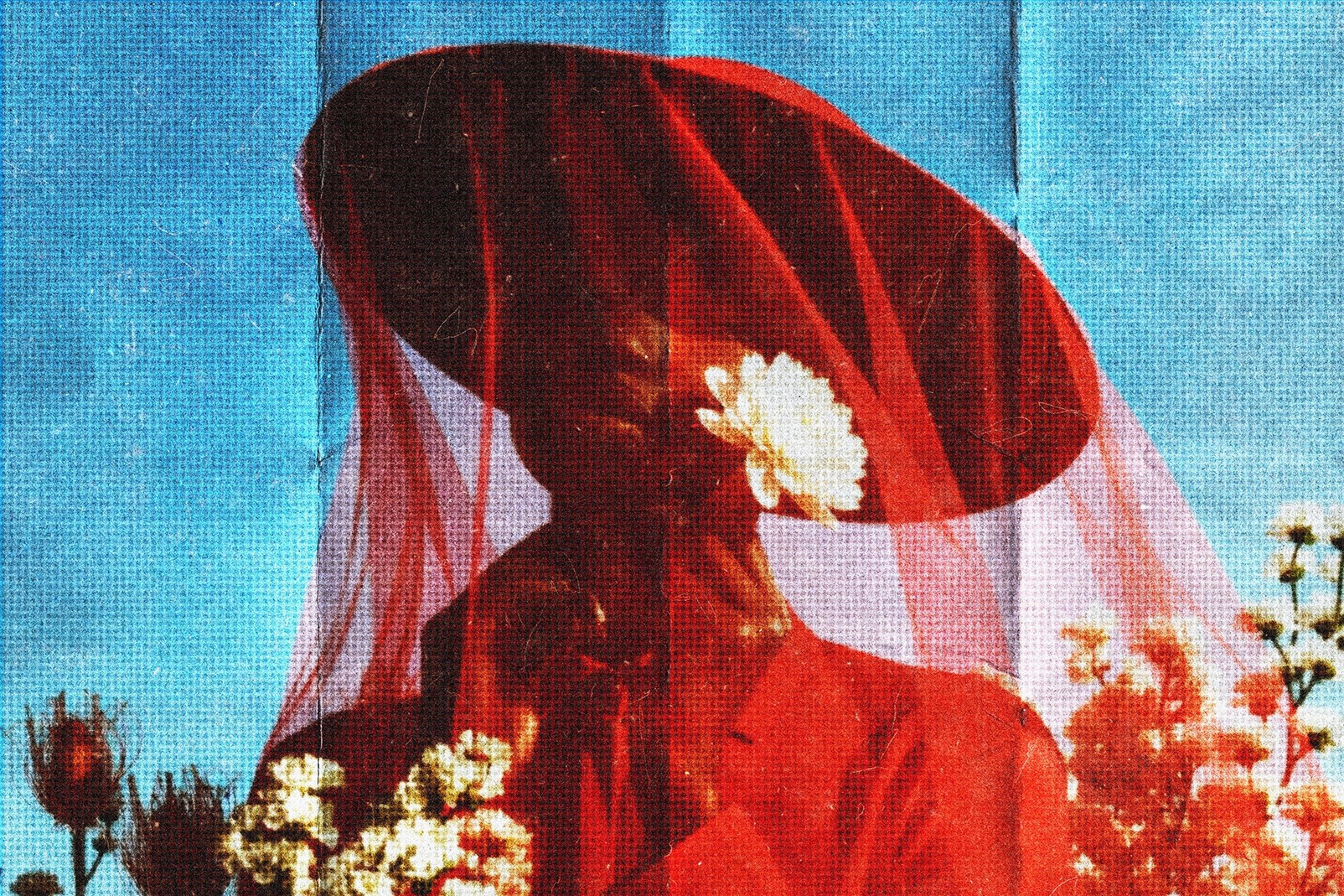 Halftone Folded Photo Card Effect