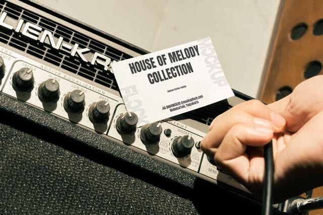 HOM Business Card Mockup