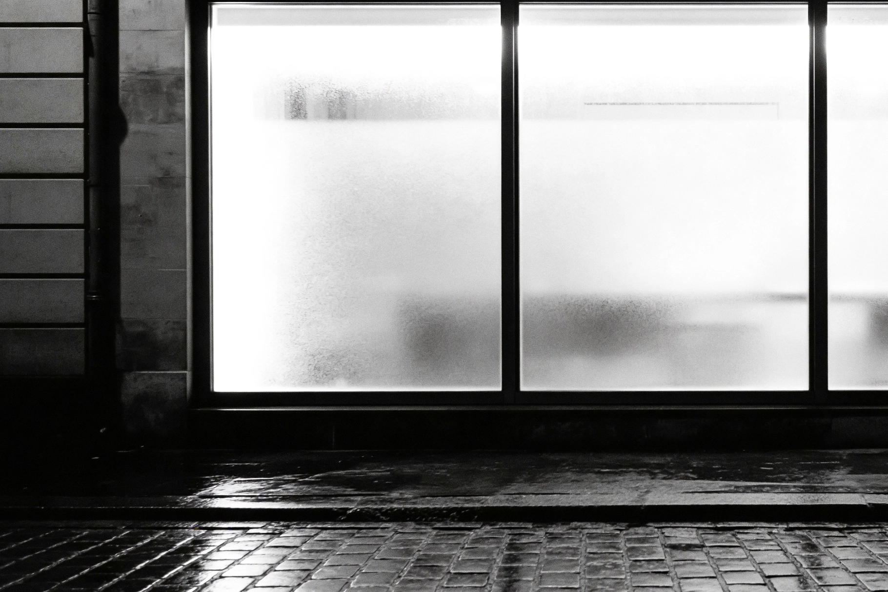 Night Windows Mockup