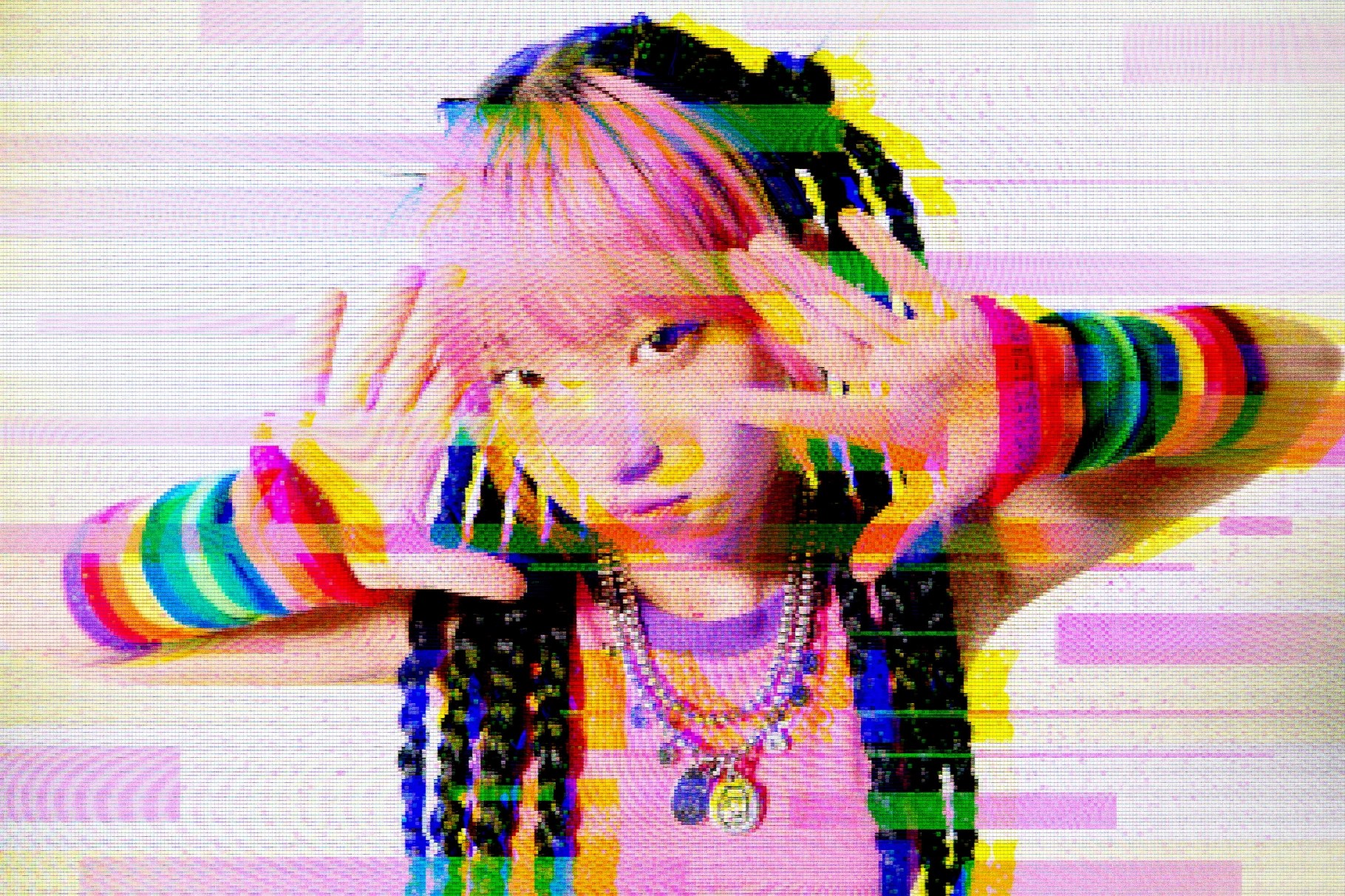 Screen Glitch Photo Effect