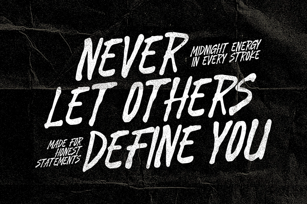 Latenight Waves - Grunge Brush Font