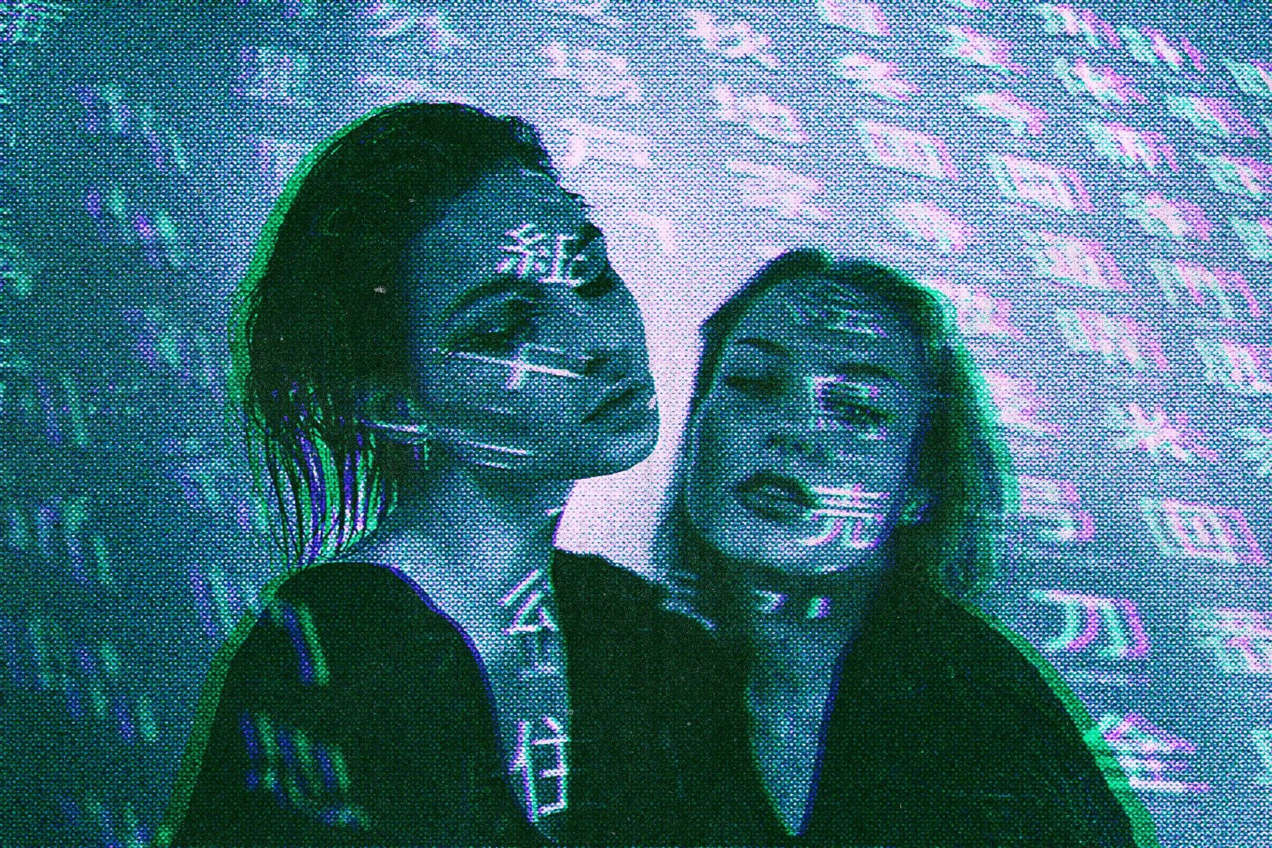 Glitch Halftone Effect