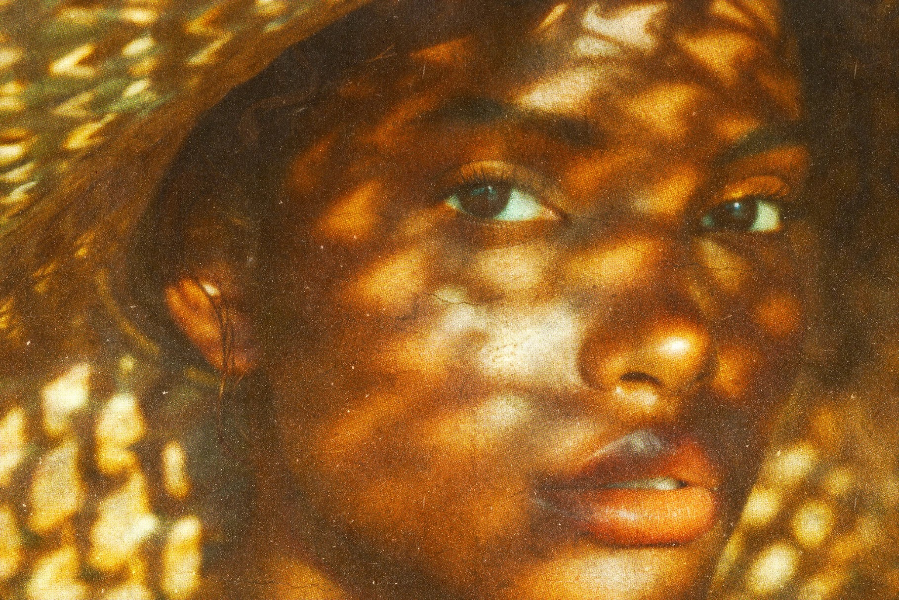 Blurred Dust Paper Photo Effect