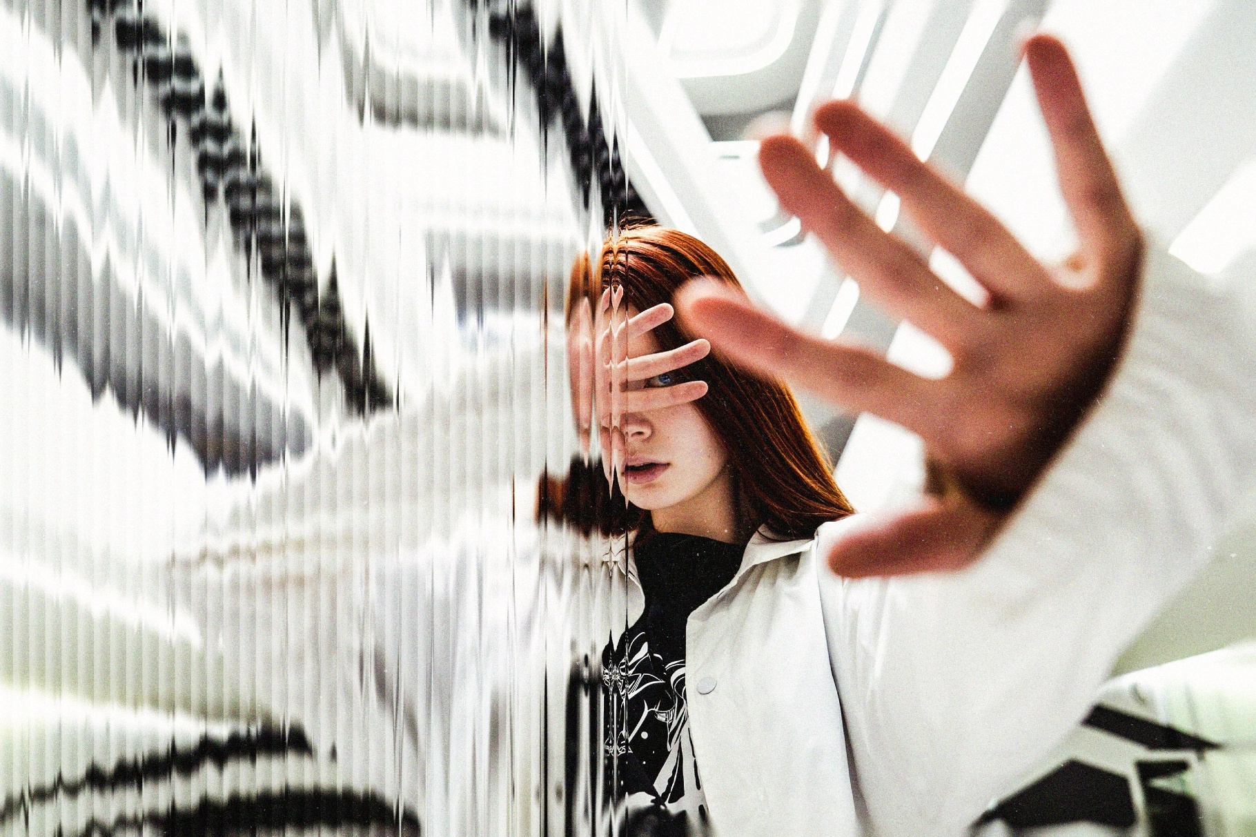 Ribbed Glass Photo Effect