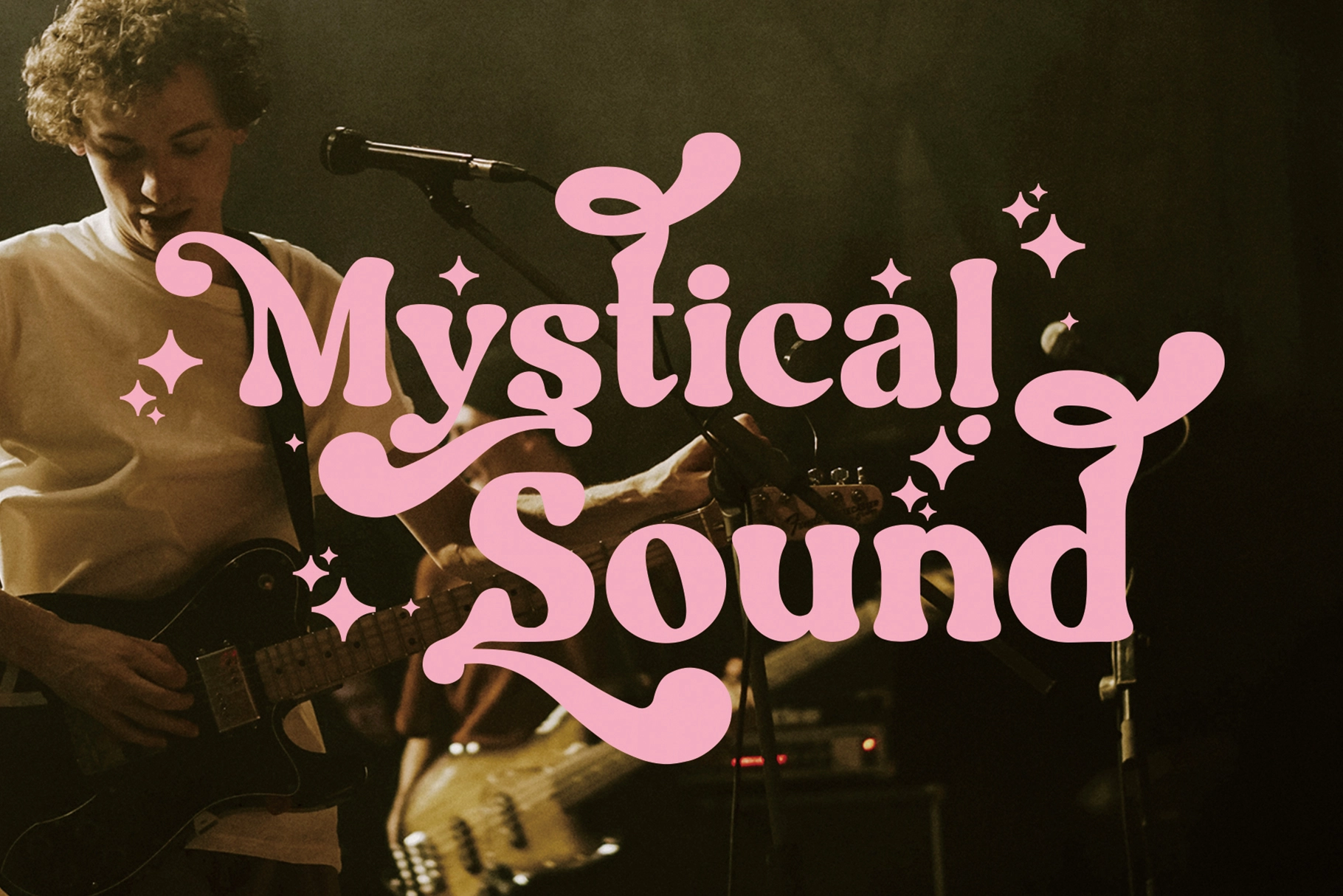 Aekabih Muskey - Whimsical Vintage Serif Font