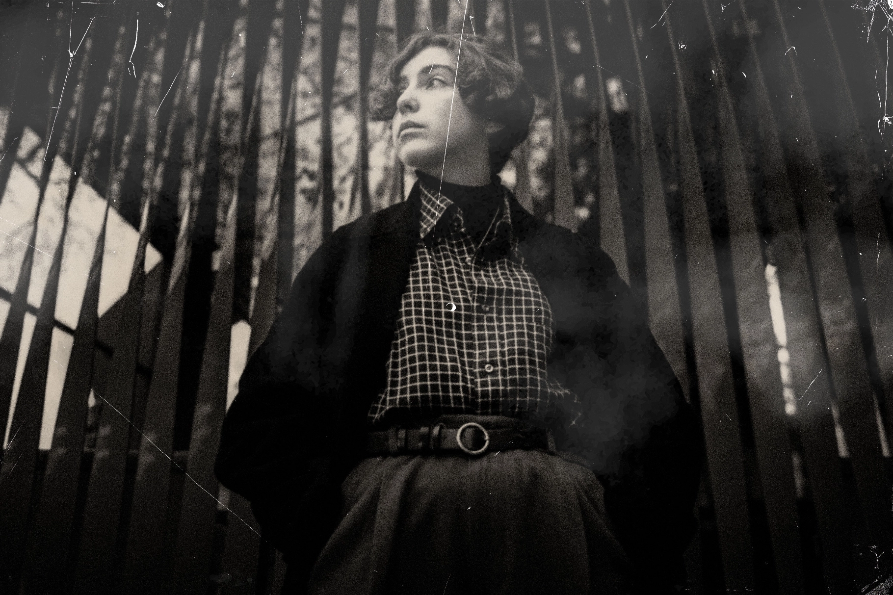 Damaged Film Photo Effect