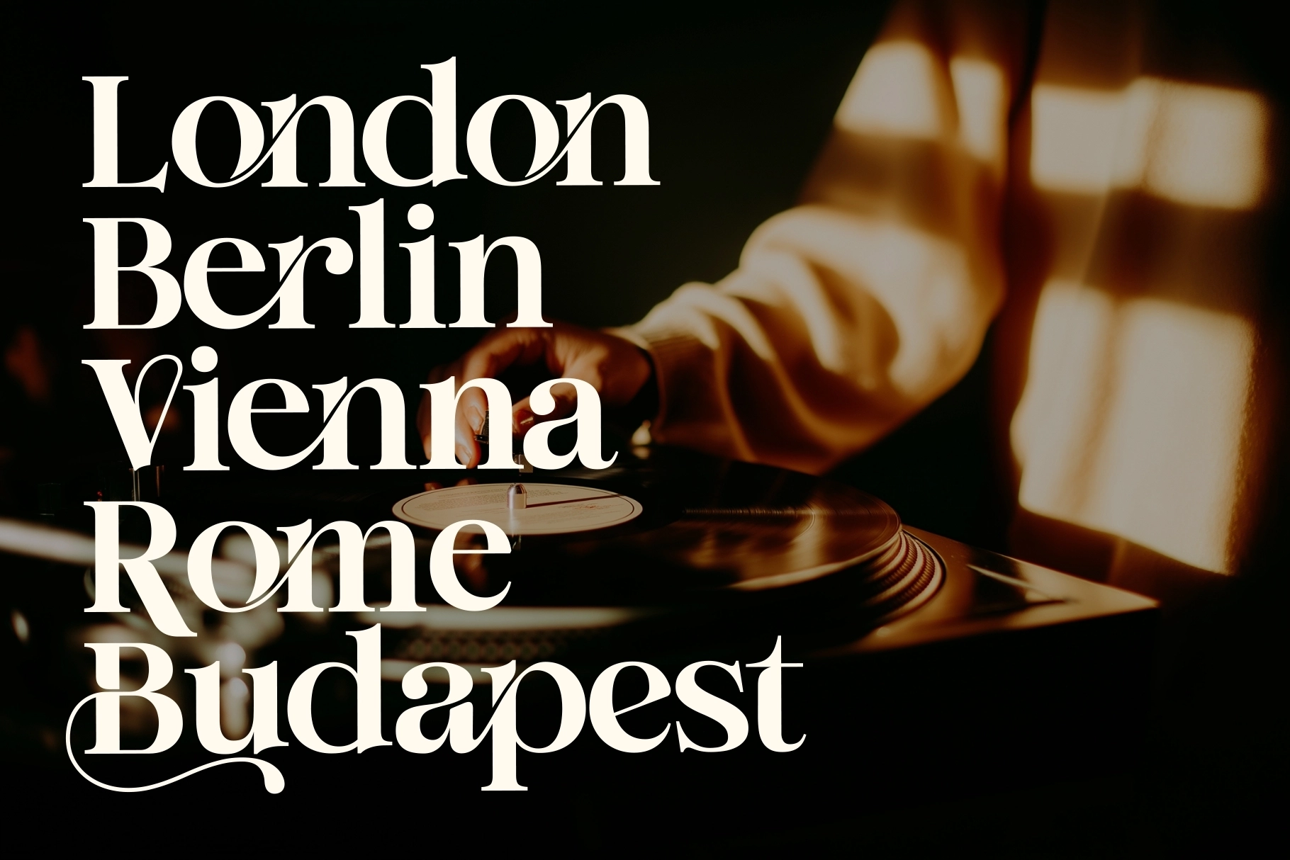 Refined Society - Elegant Vintage Serif Font