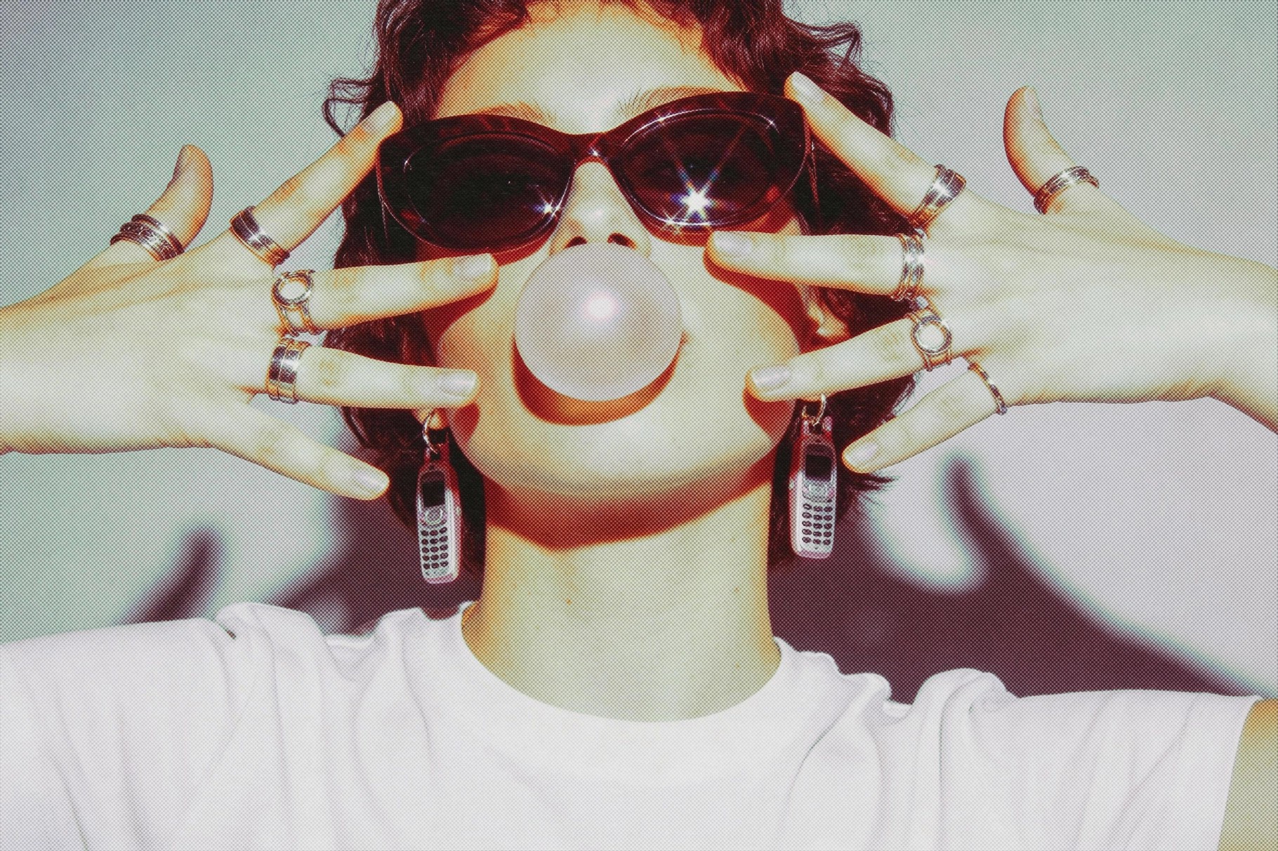 Retro Halftone Magazine Effect