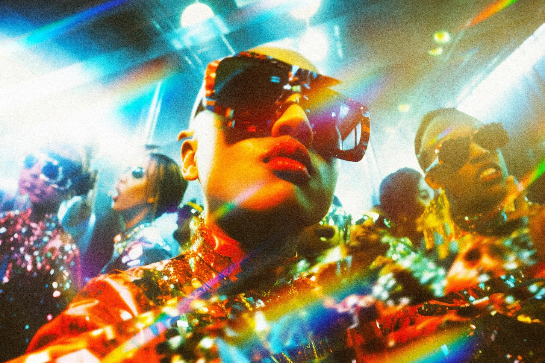 Retro Prism Card Photo Effect