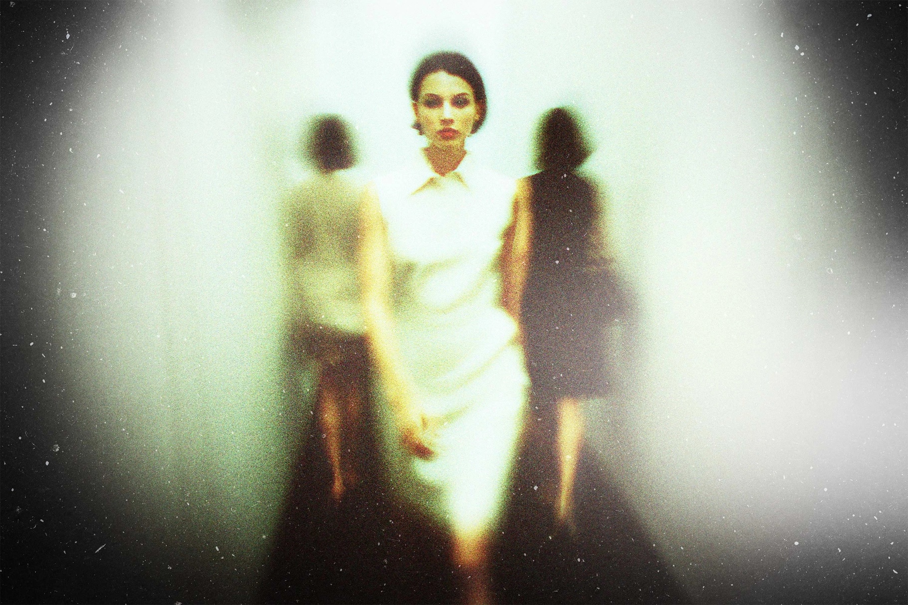 Film Grain Nostalgia Photo Effect