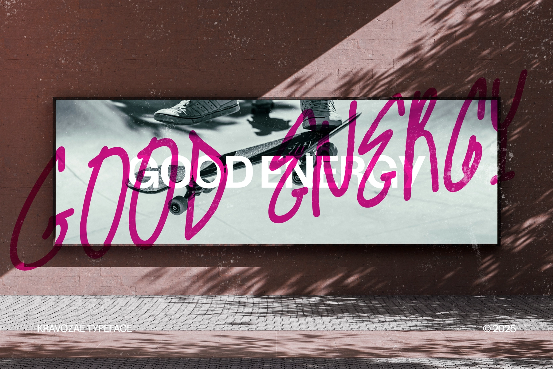 Kravozae - Graffiti Display Font