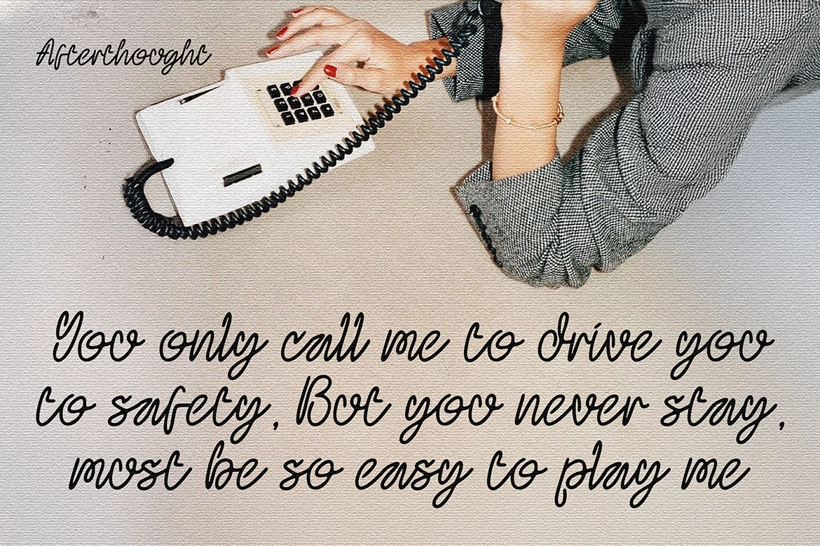 Florence Lanes - Modern Script Font