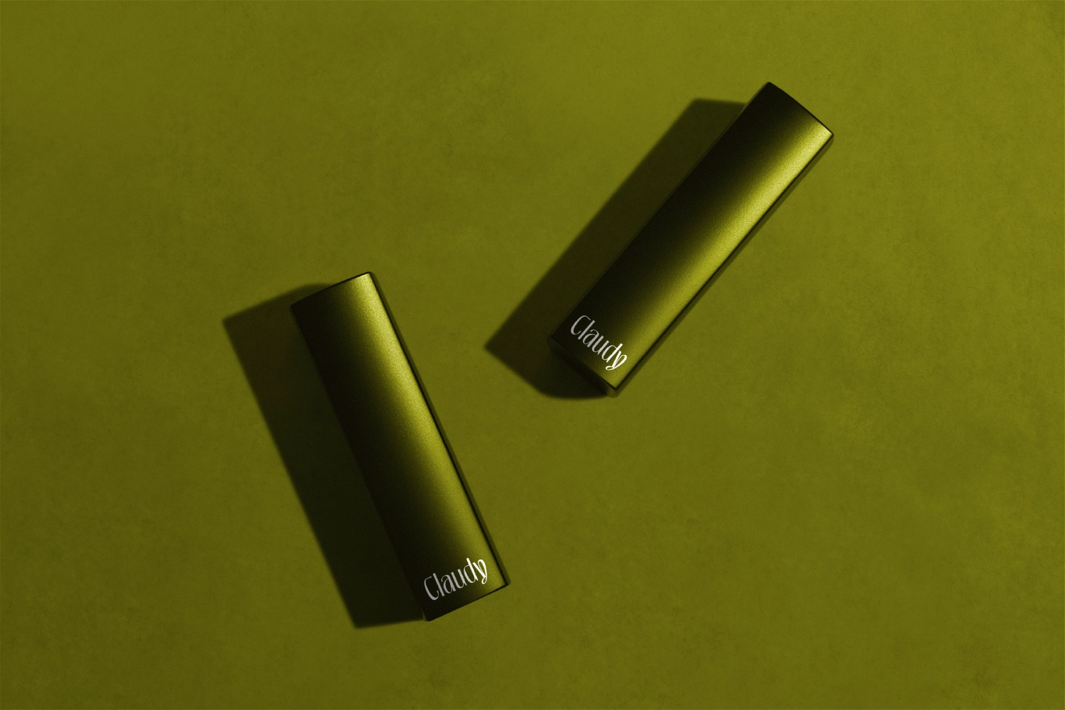 PRAK Moroway - Feminine Serif Font