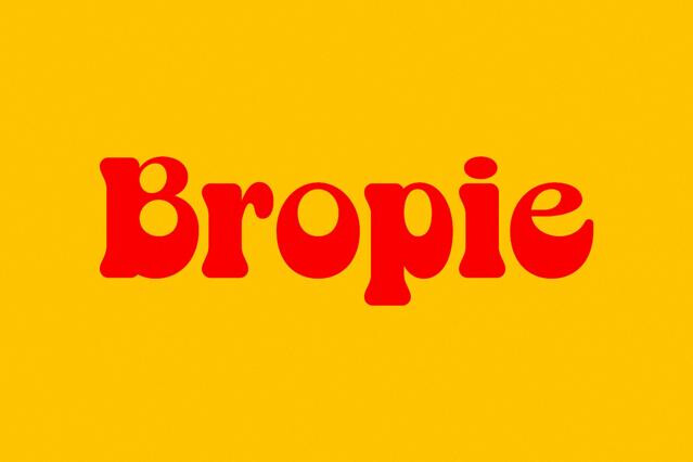 Bropie - Bold Groovy Display Font