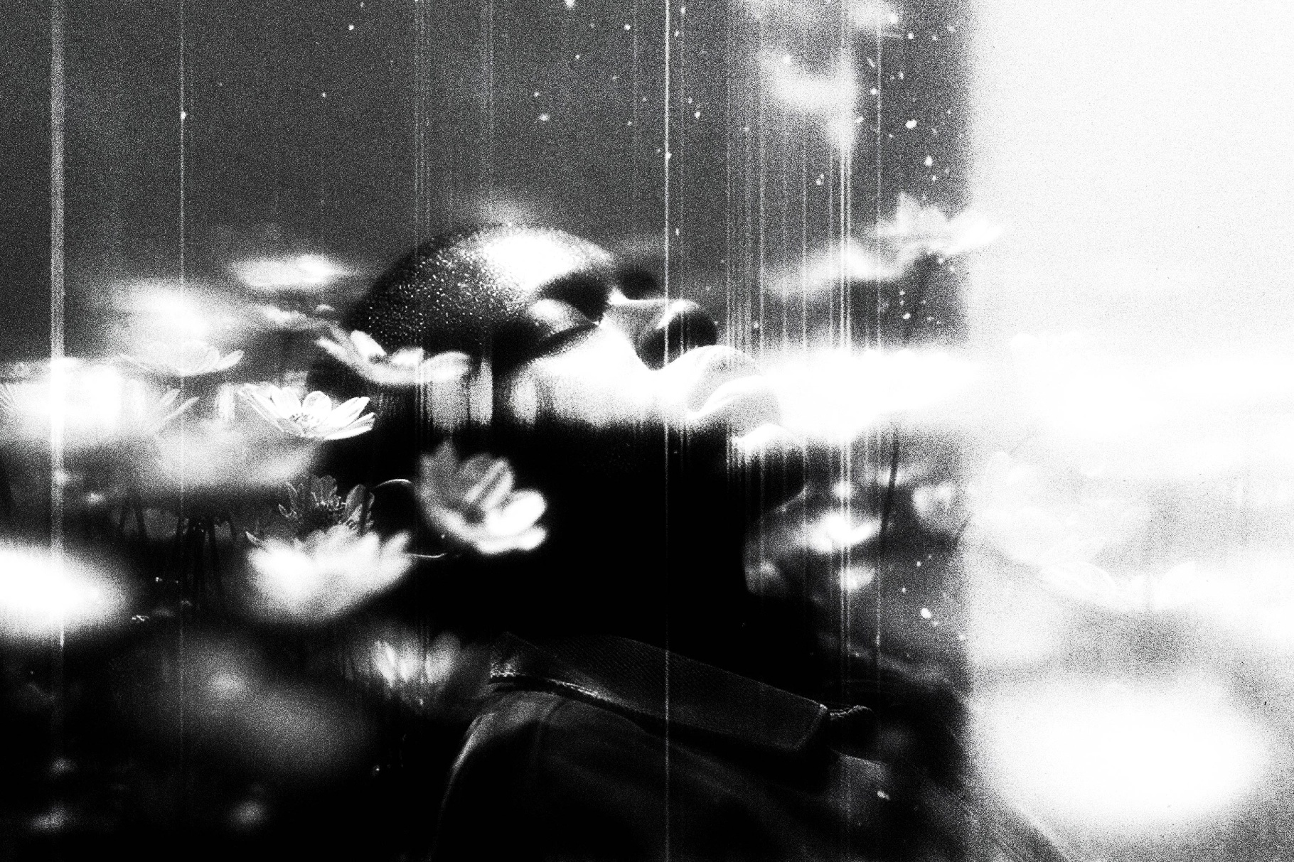 Scratch Cinema Photo Effect