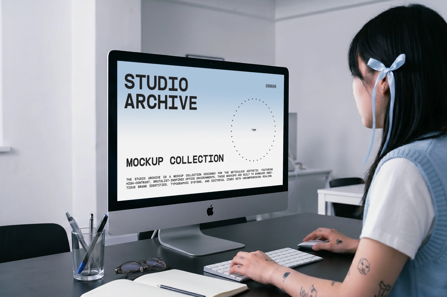 Desktop Screen Mockup