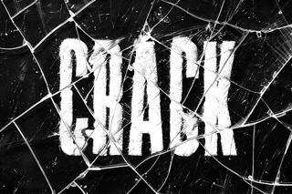 Cracked Glass Text Effect