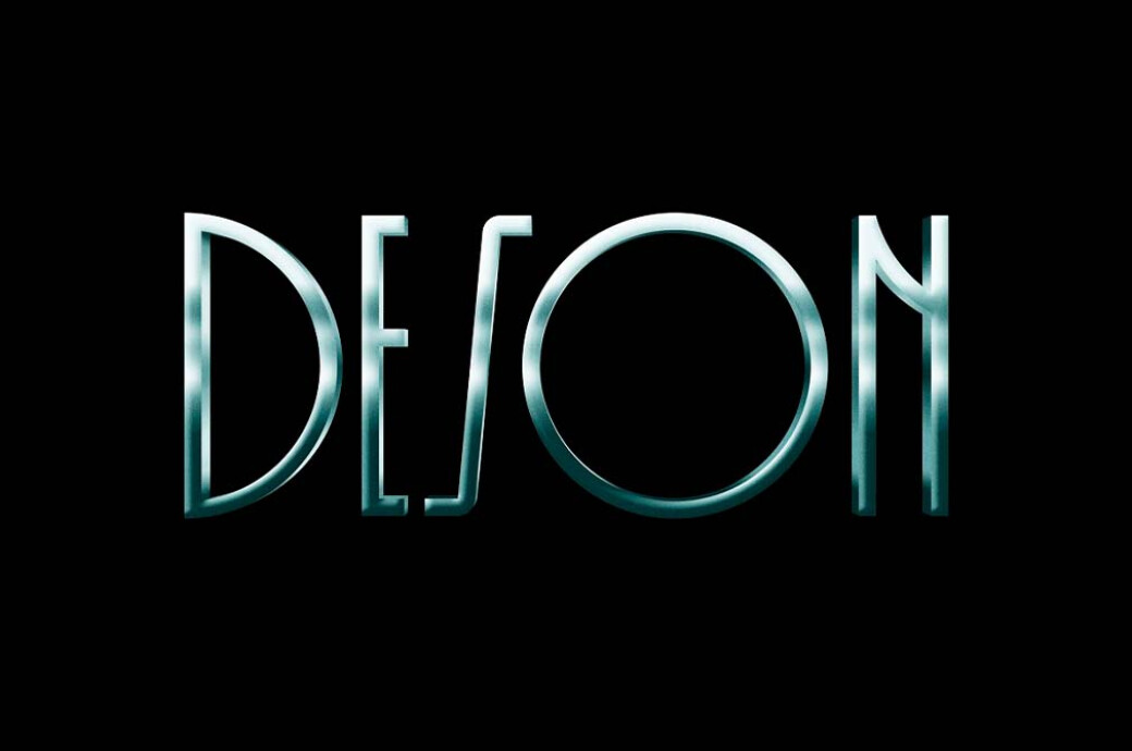 Metallic Reflective Logo Mockup