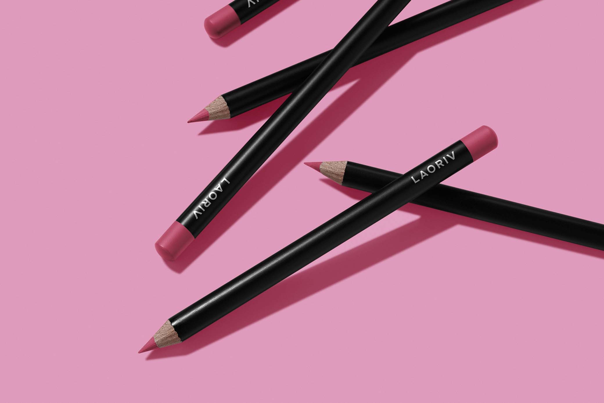 Eye Liner Logo Mockup