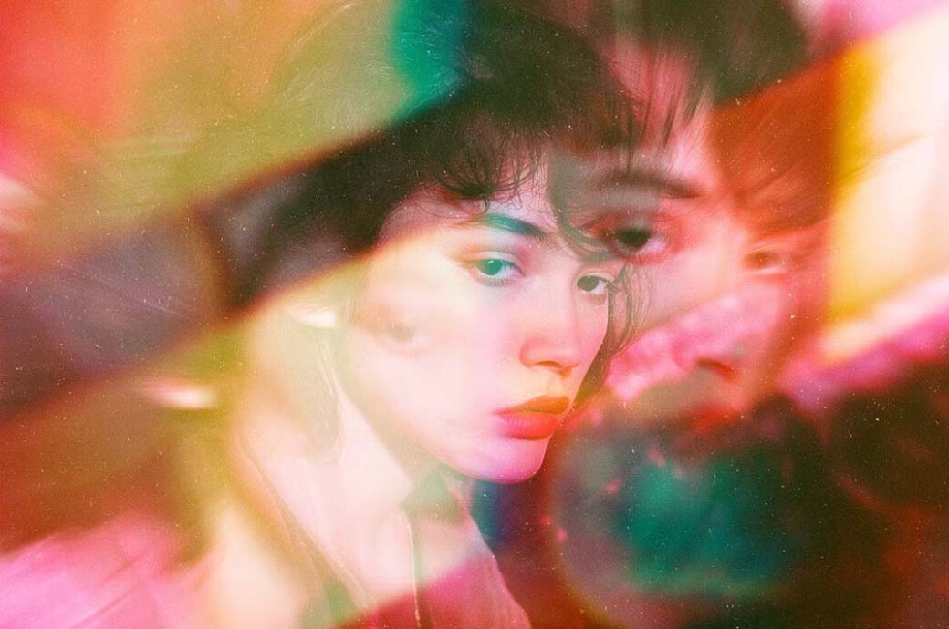 Prism Effect with Light Leak Overlay