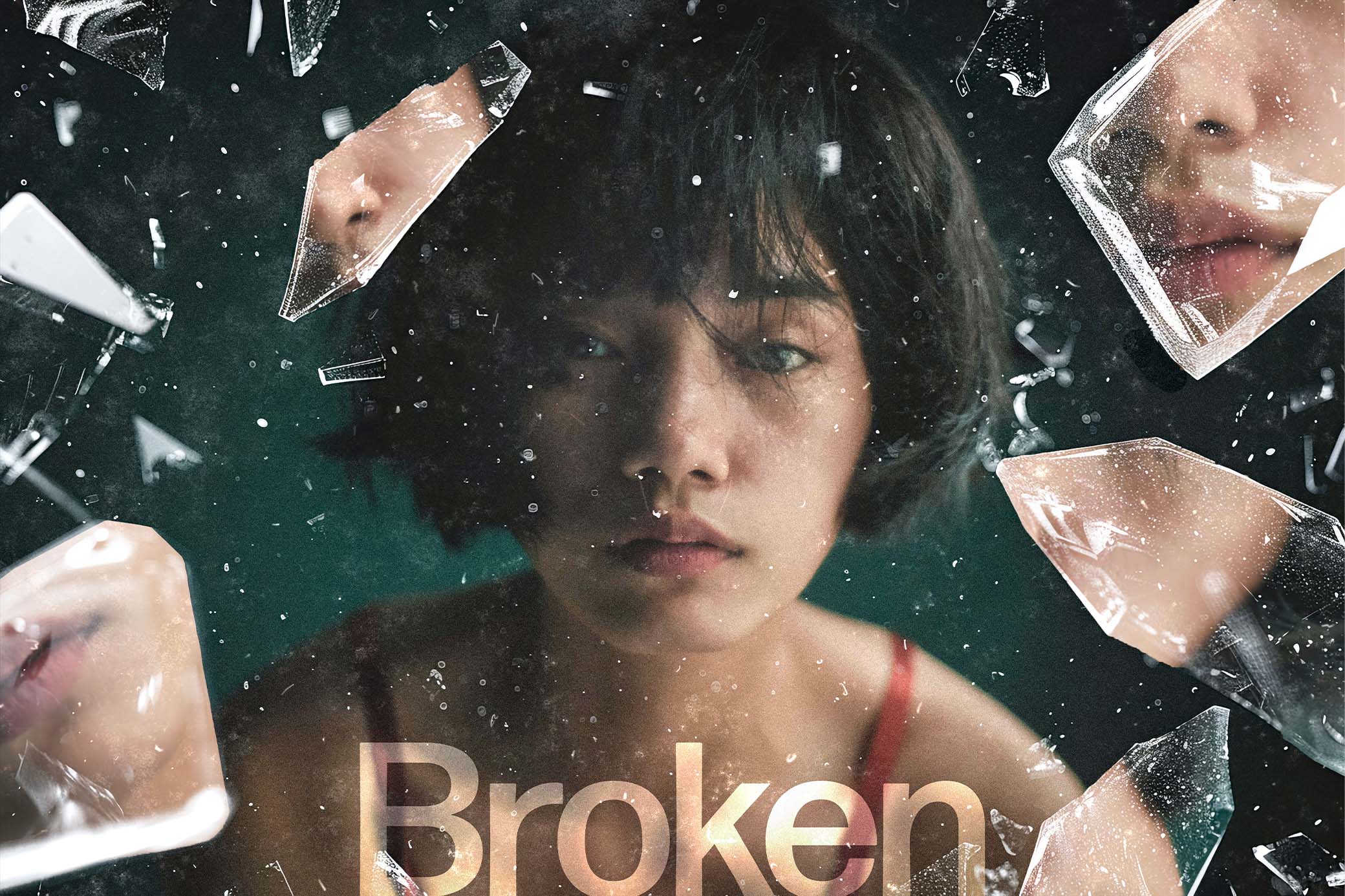 Shattered Glass Photo Effect