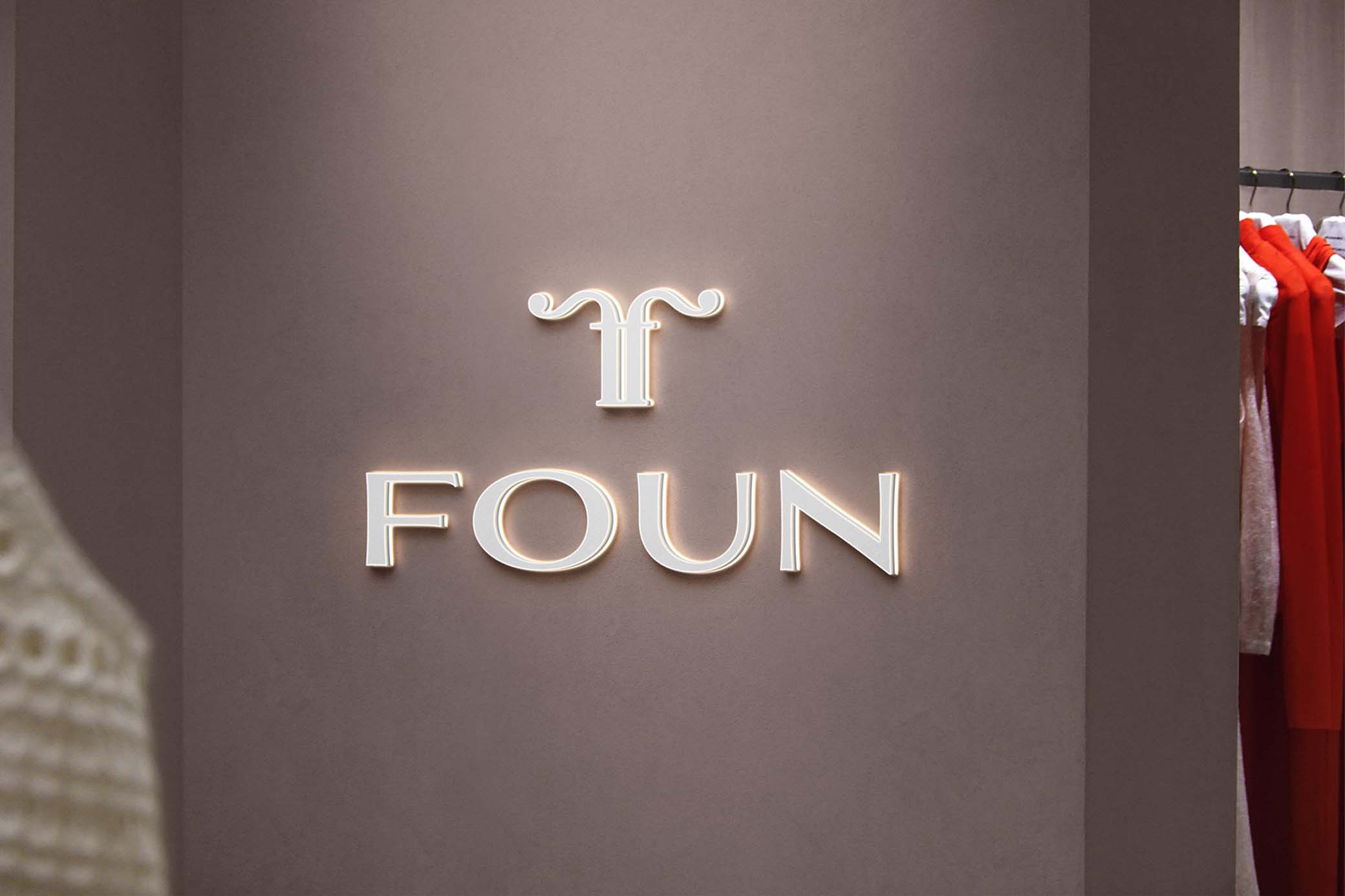 Fashion Store Logo Mockup