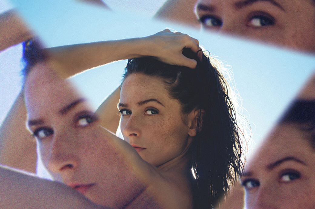 Prismatic Glass Photo Effect