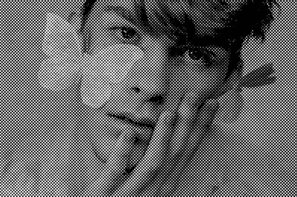 Old Halftone Photo Effect