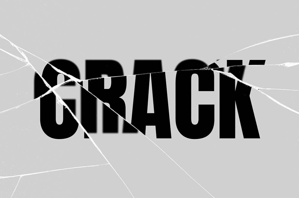 Broken Glass Text & Logo Effect