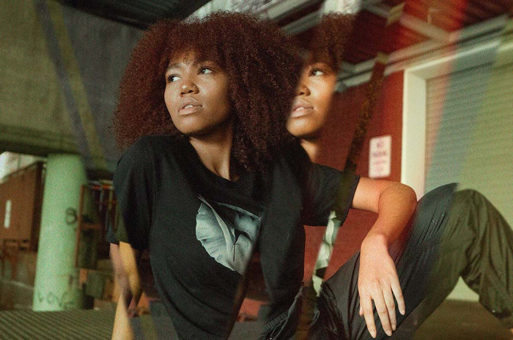 Distorted Sunlit Mirror Effect