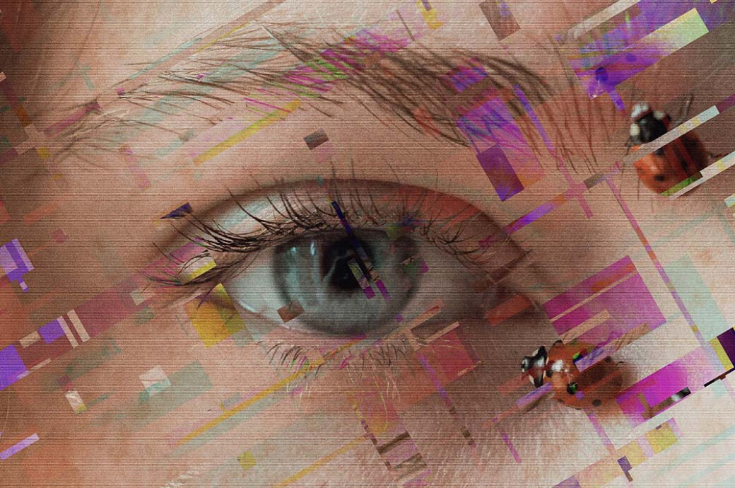 Hologlitch Photoshop Effect