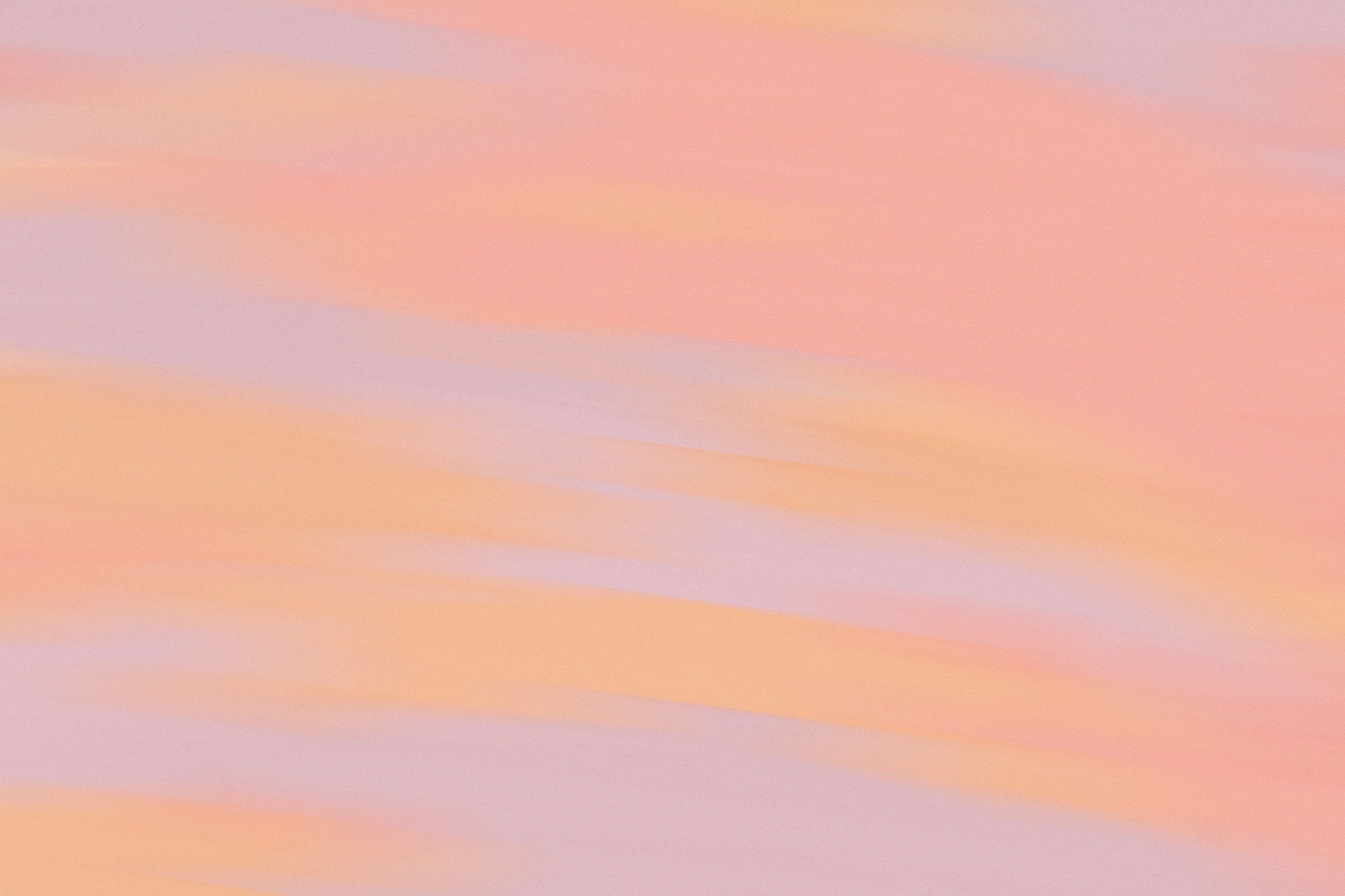 PEACHY PEACHY — 16 Liquid Textures