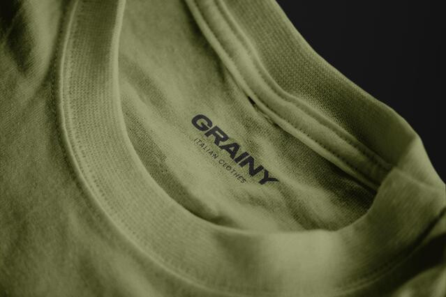 GRAINY Neck Label T-Shirt Mockup