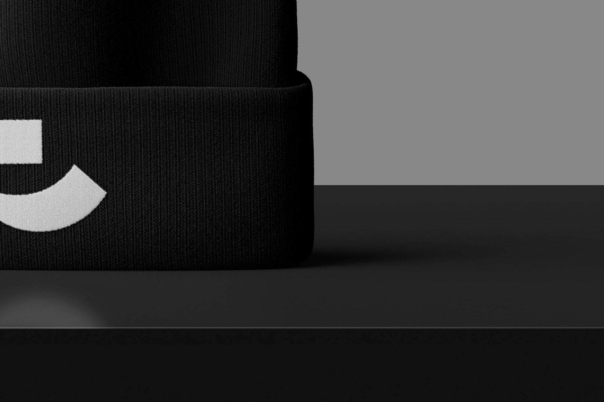 Beanie Mockup
