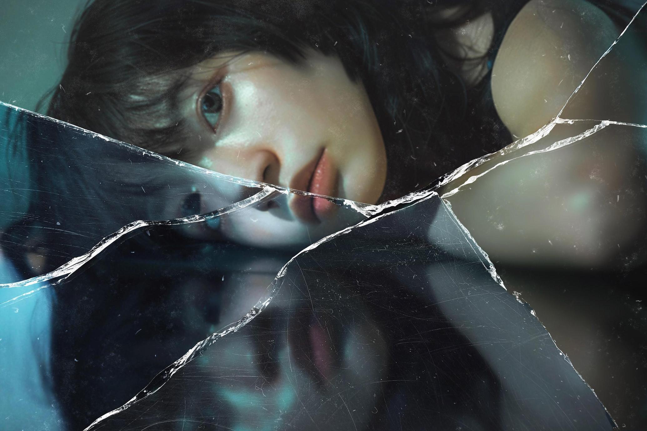 Cracked Glass Photo Effect