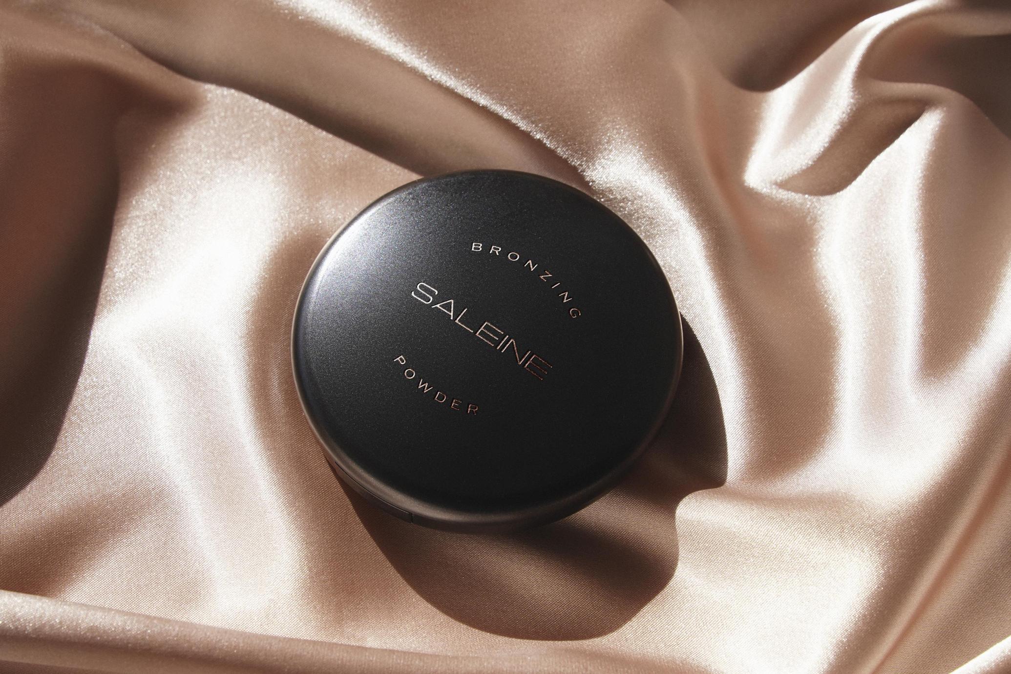 Logo Mockup Bronzing Makeup Powder