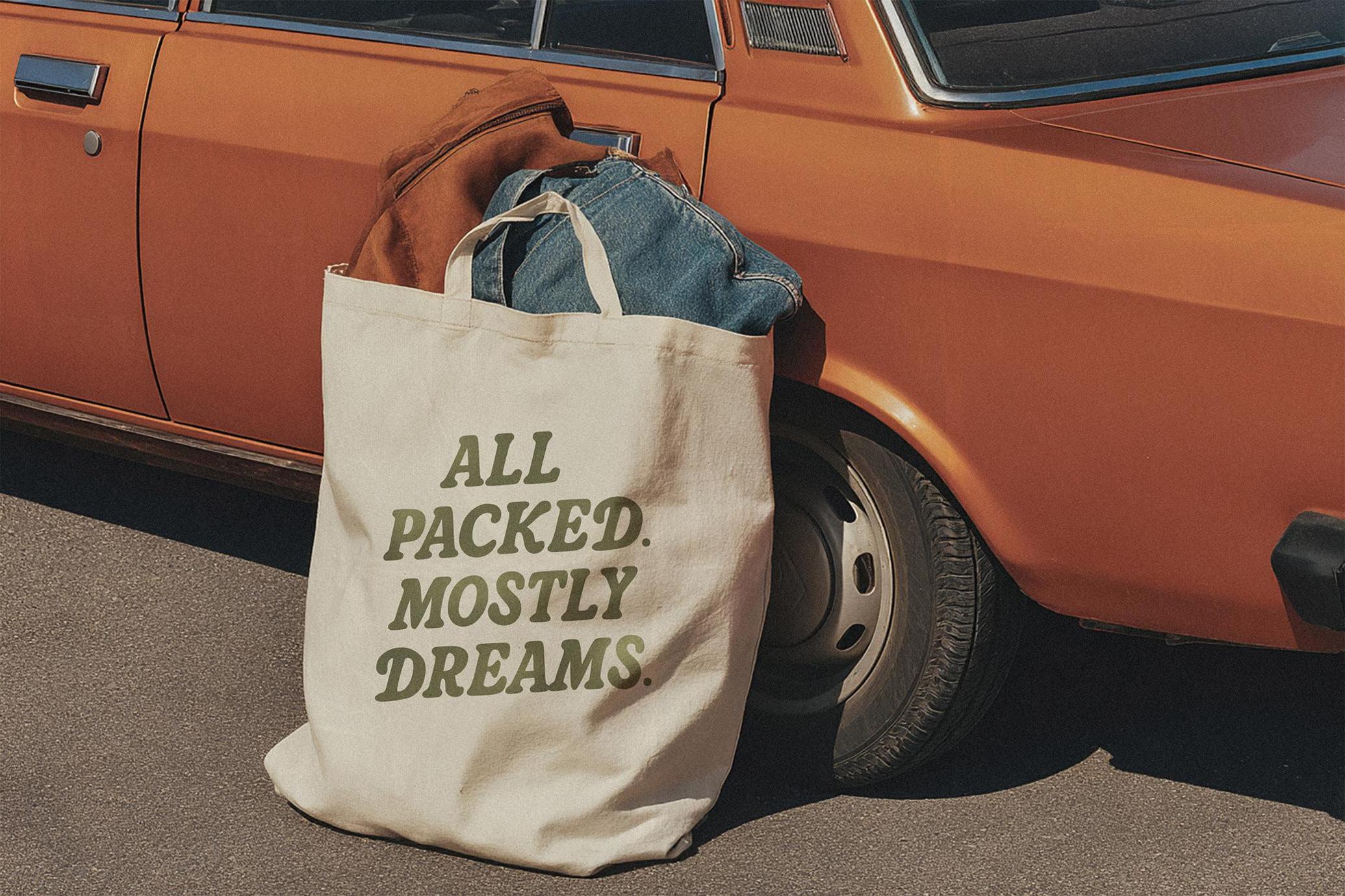 The Sunday Magazine — Retro Font