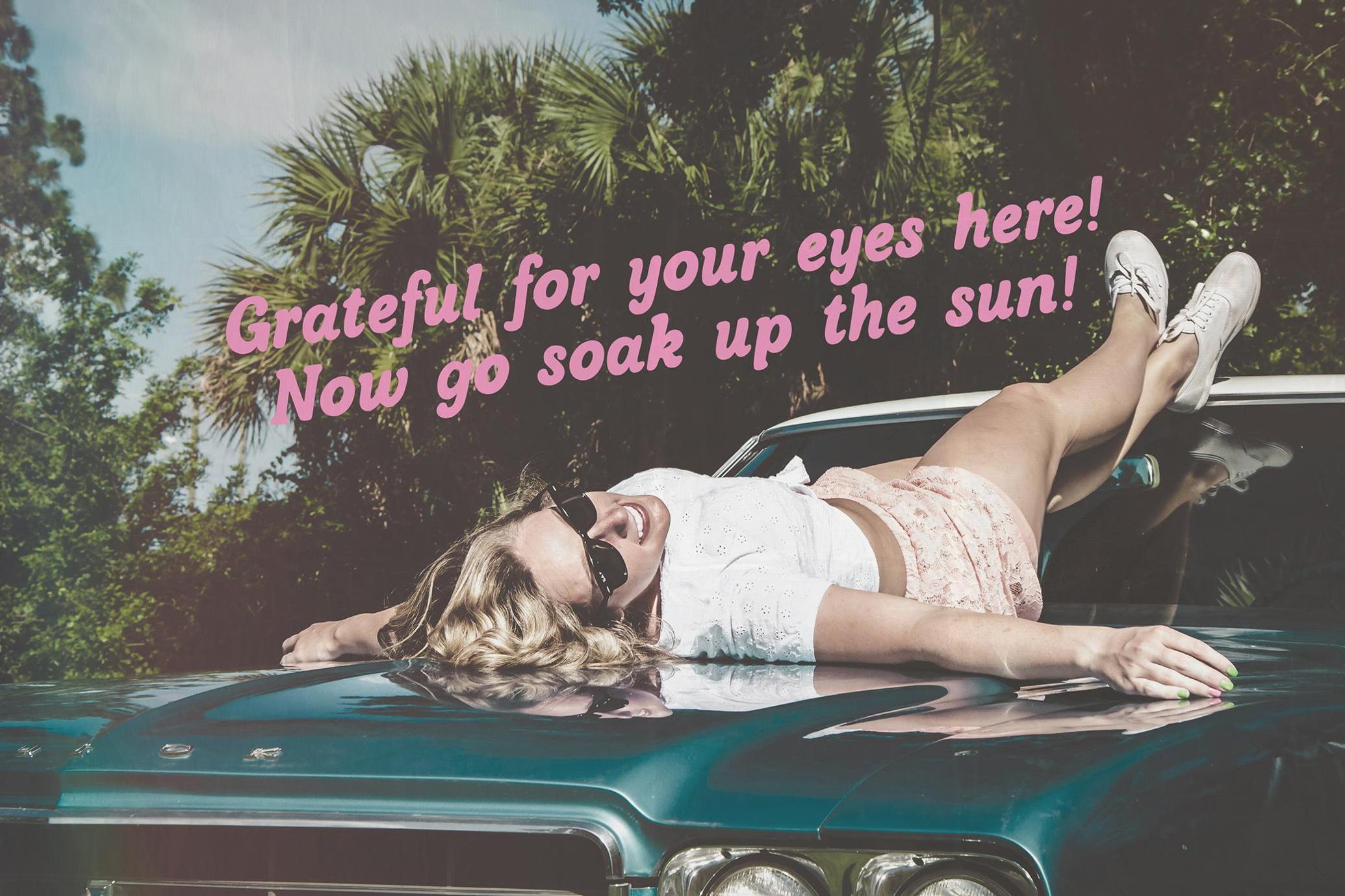 The Sunday Magazine — Retro Font
