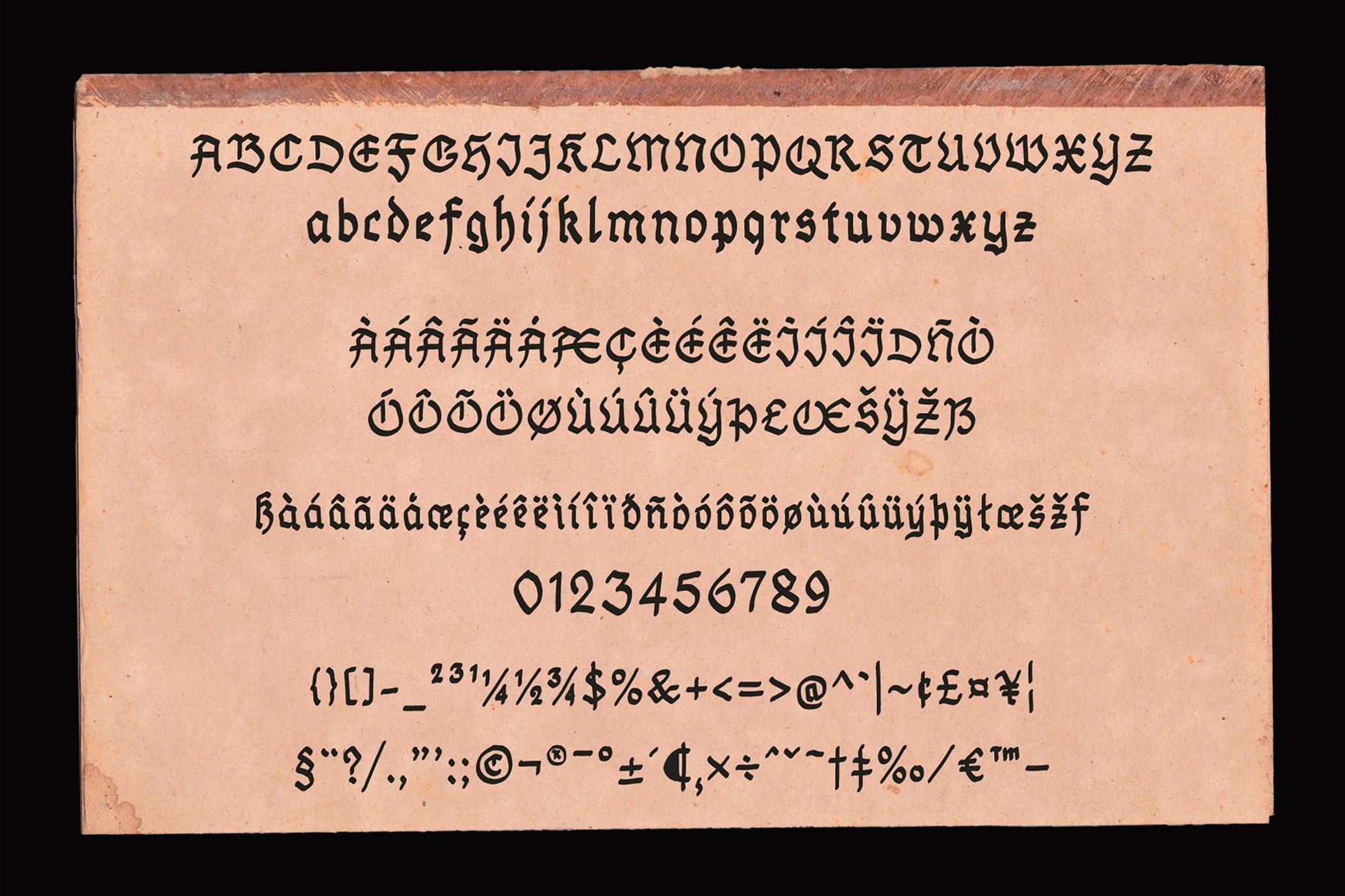 FURIA Hand-Drawn Blackletter Font