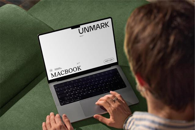 Presentation MacBook Mockup