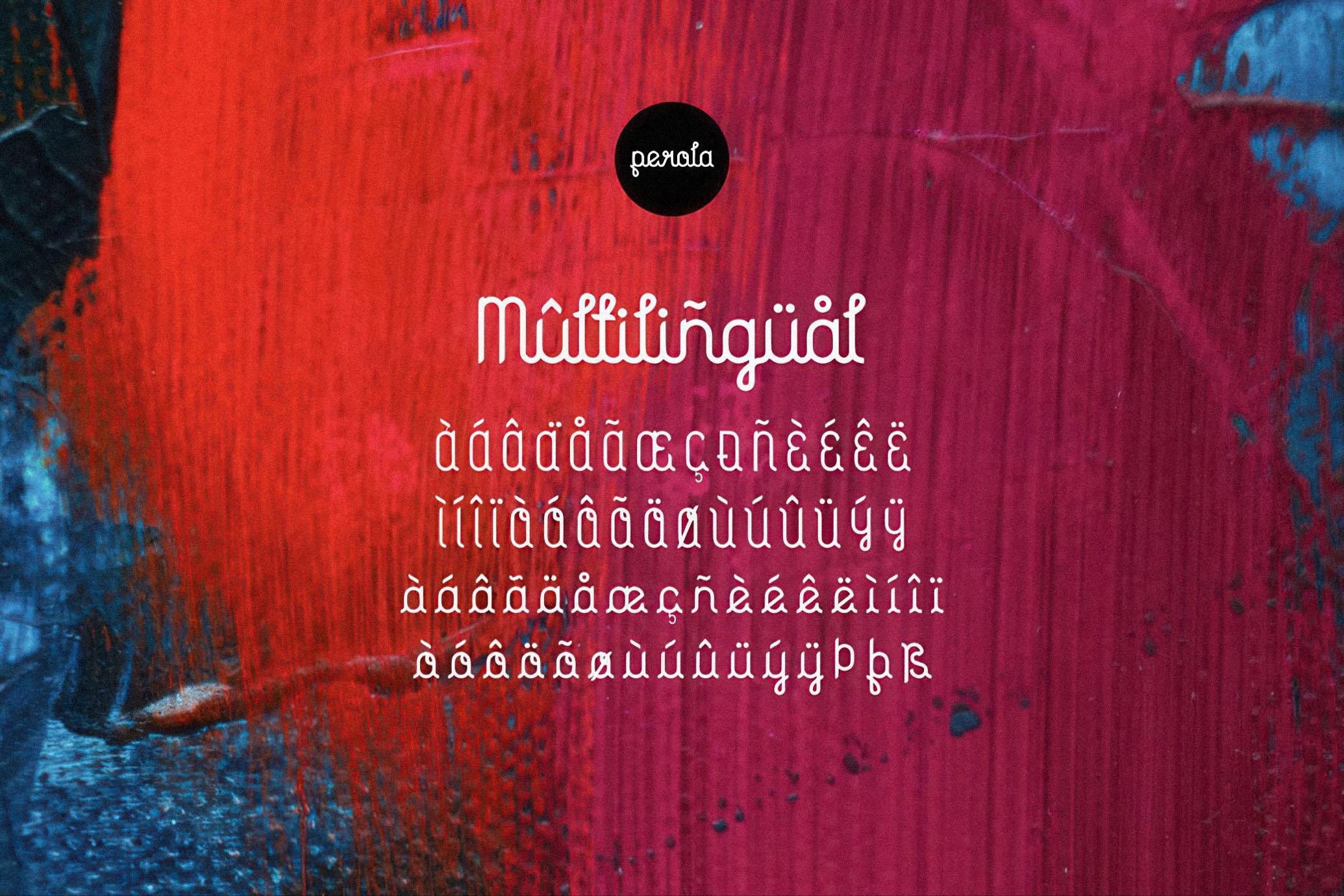 Perola - Fancy Font