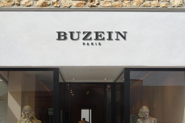 Minimal Stucco Shopfront Sign Mockup